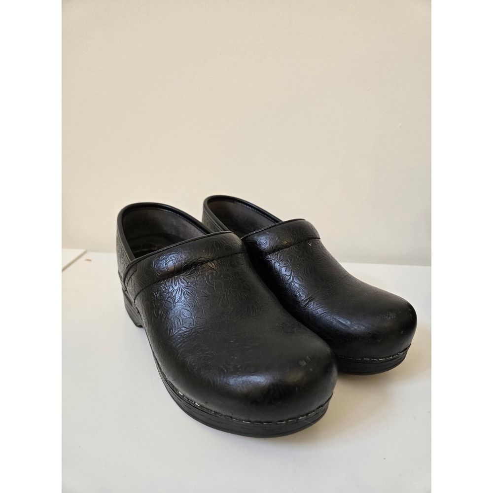 Dansko Professional Clogs Women's 36 Black Floral Embossed Nursing Comfort Shoes